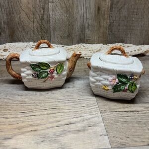 Vintage Shafford Berry Time England Tea Pot & Sugar Bowl ***READ ***
